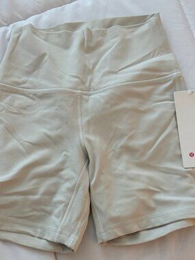 lululemon athletica Women's Light Cream Bike Shorts